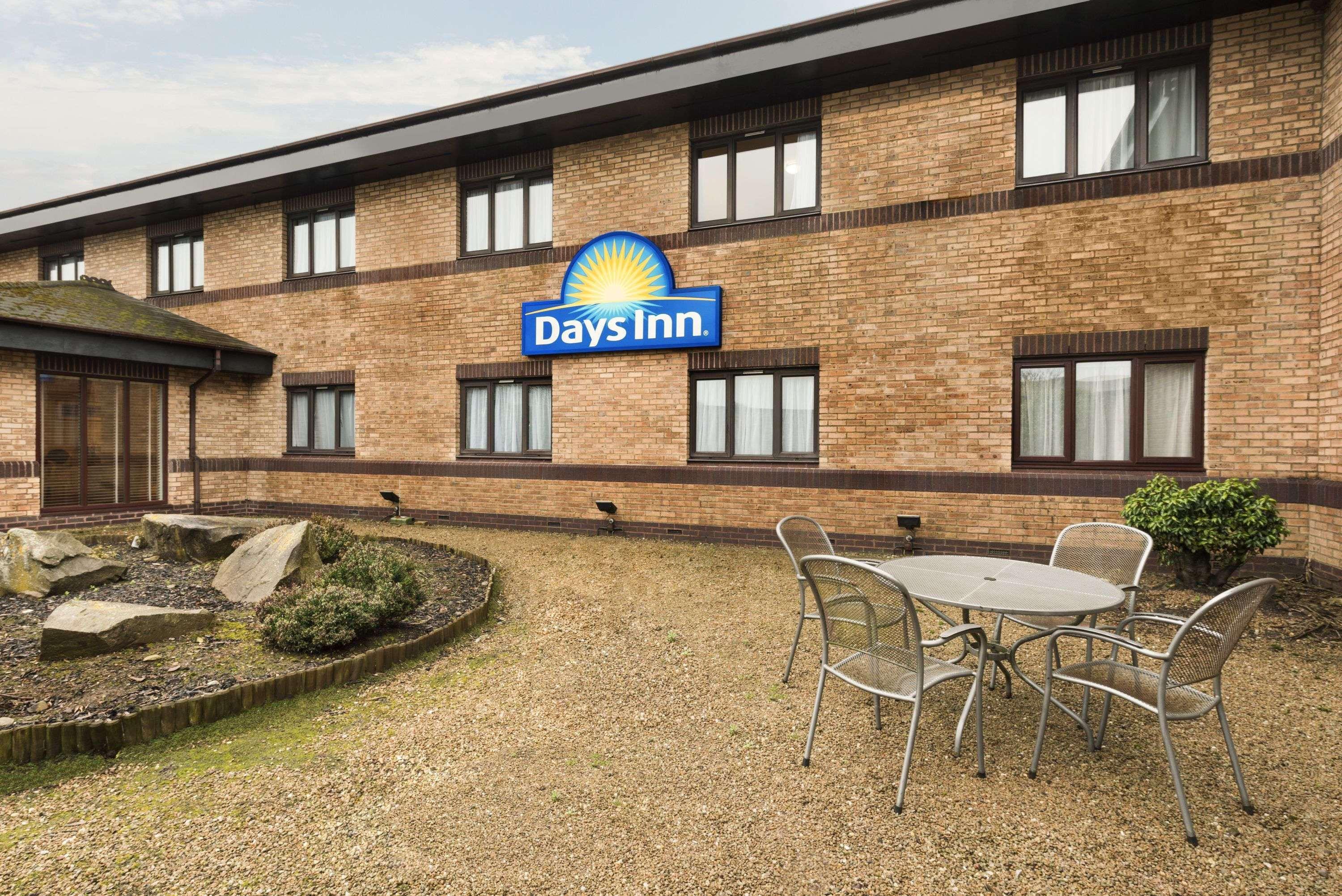 Days Inn Hotel Abington - Glasgow Exterior foto